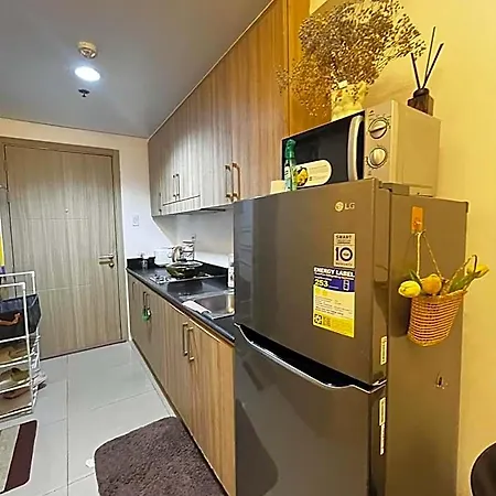 Affordable Staycation At Shore Residences Near Moa And Naia